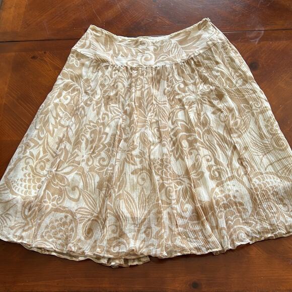 Pendleton Petite Size 6 Tan & Cream Print Crinkle Chiffon Skirt Knee Length - Picture 3 of 8